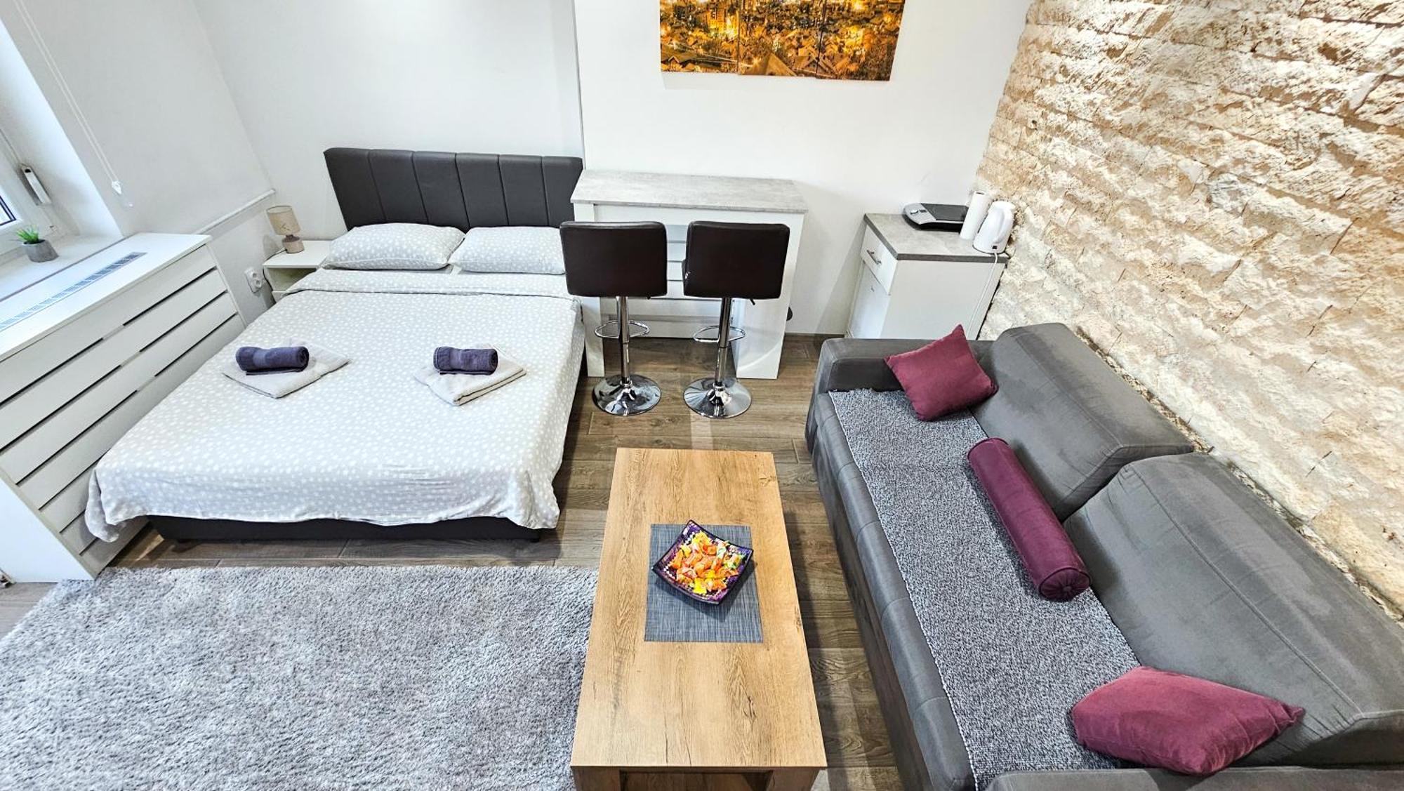 Studio Trg Užice Eksteriør billede